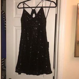 NWT Lulu’s sequin dress!